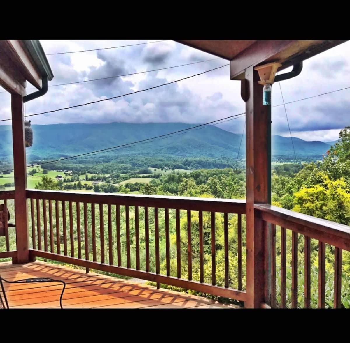 Gorgeous View. Hot Tub. Privacy. Fireplace. Pool & Fishing Access! Севьервилл Экстерьер фото