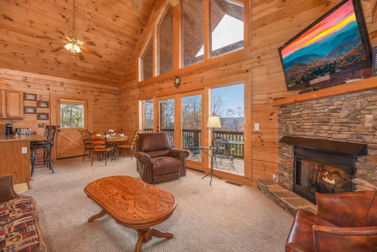 Gorgeous View. Hot Tub. Privacy. Fireplace. Pool & Fishing Access! Севьервилл Экстерьер фото